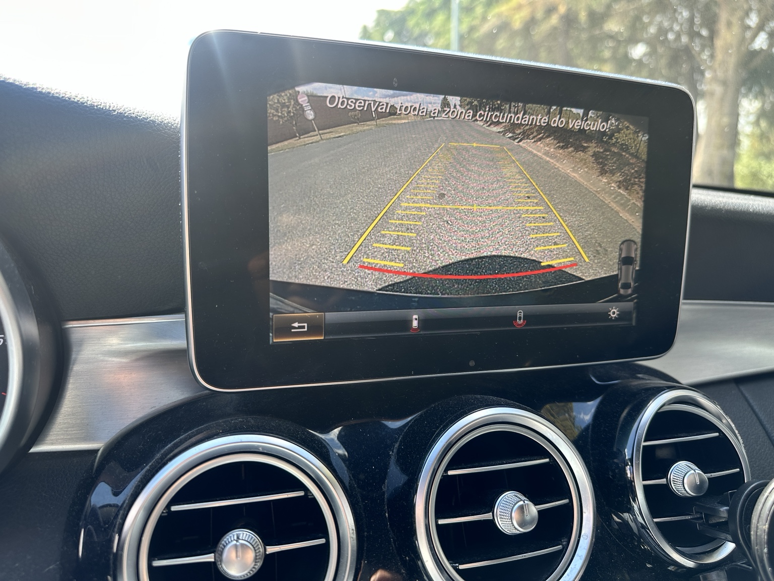 MERCEDES-BENZ C 300h AMG LINE foto 10